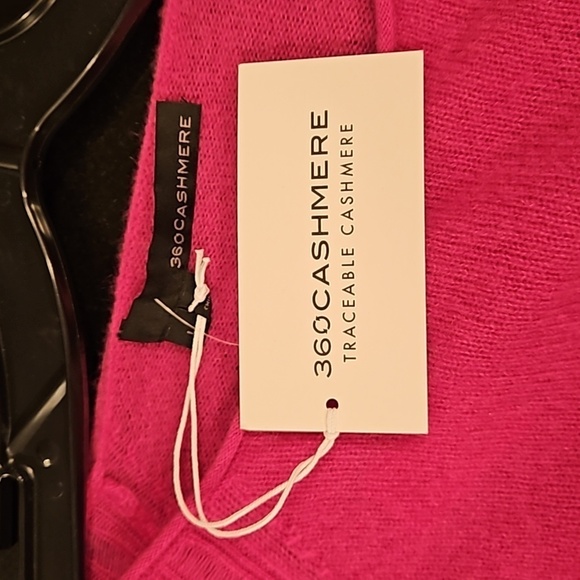 💕360 CASHMERE💕 Jessa Boatneck Cardigan ~ Dark Pink 100% Cashmere Large L NWT - Picture 5 of 12